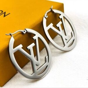 40mm/1.57 inch Silver Initial LV Hoop Earrings 1.57inch